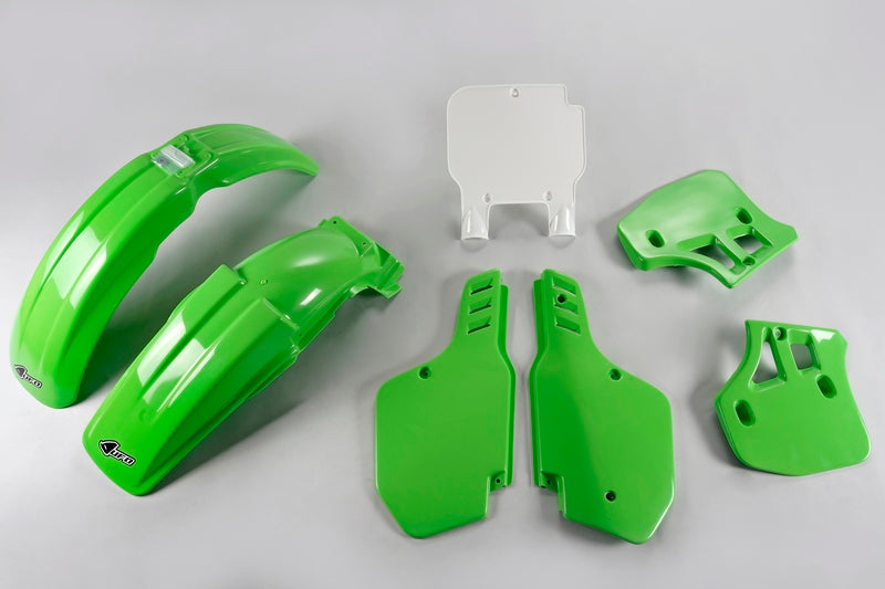 UFO PLASTIC KIT, OEM/OEM