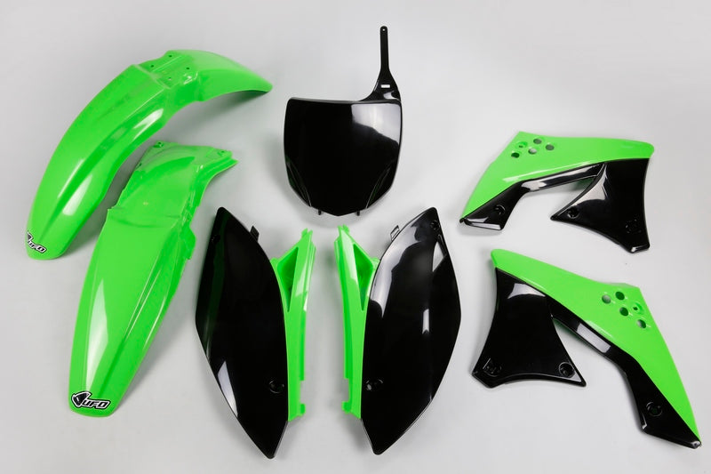 UFO PLASTIC KIT, OEM/OEM