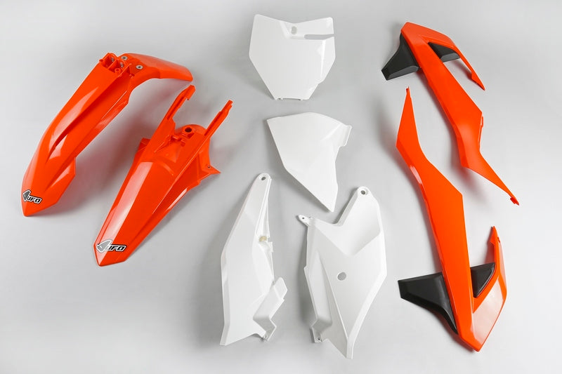 UFO PLASTIC KIT, OEM/OEM