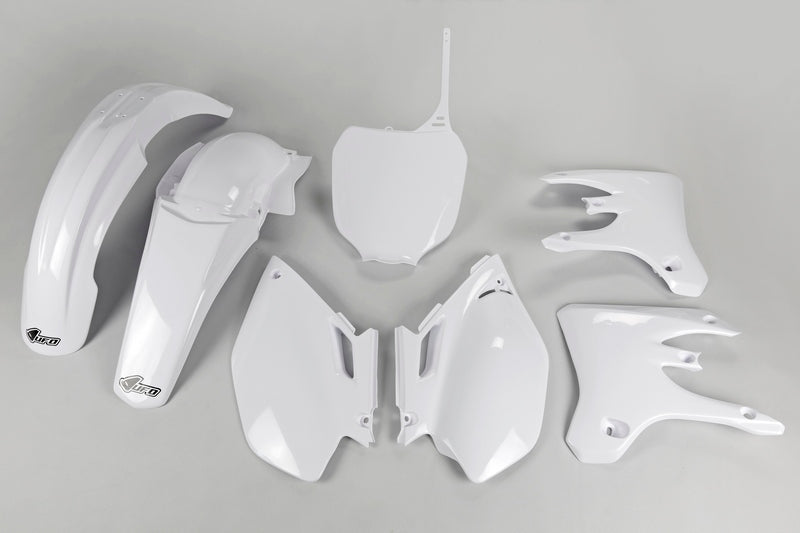 UFO PLASTIC KIT, WHT/WHT