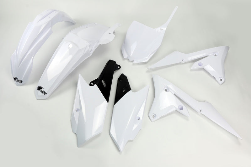 UFO PLASTIC KIT, WHT/WHT