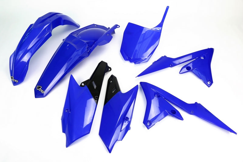 UFO PLASTIC KIT, BLU/BLU