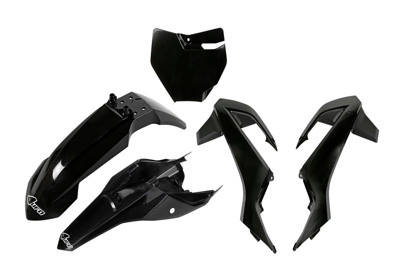 UFO PLASTIC KIT, BLK