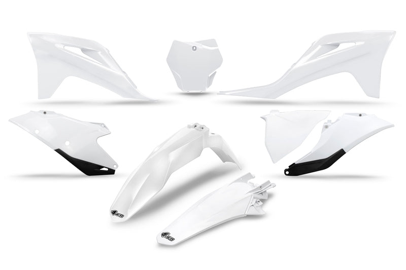 UFO PLASTIC KIT, WHT