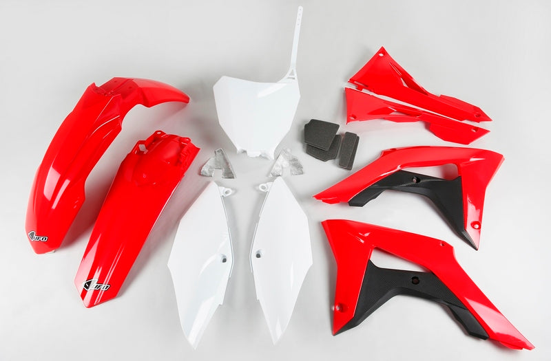 UFO PLASTIC KIT, OEM