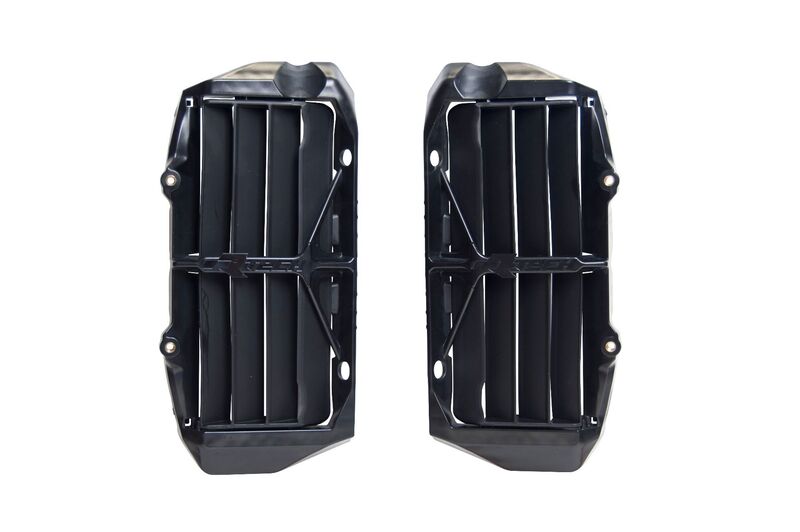 RTECH PLASTIC RAD LOUVER OVERSIZE, BLK