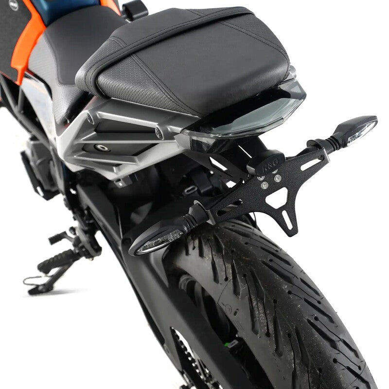 R&G TAIL TIDY