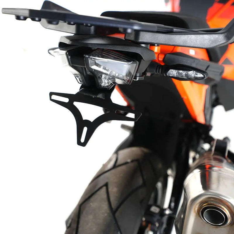 R&G TAIL TIDY