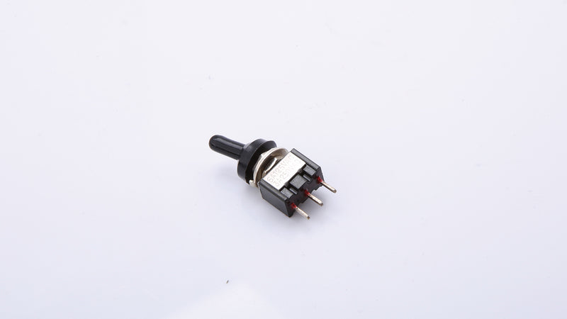 HIGHS TOGGLE SWITCH W/ RUBBER CAP M6