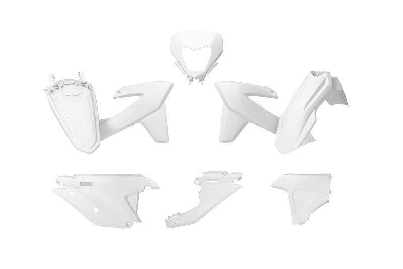 RTECH PLASTIC KIT 7 PCS, WHT